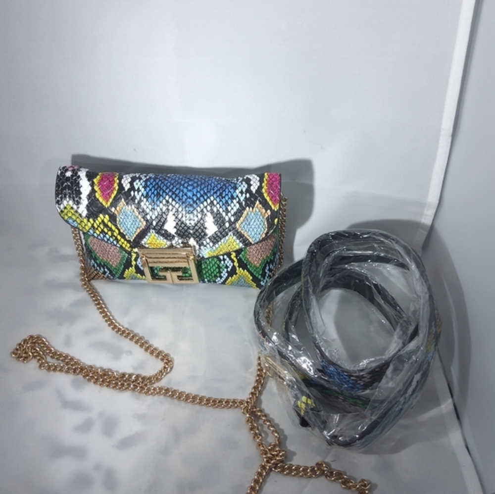 Purse/Fanny Pack - Picture 5 of 12